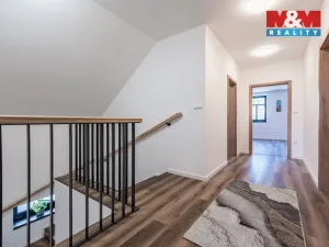 Prodej rodinného domu, Kamenice nad Lipou, Dobšova, 210 m2