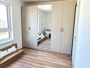 Pronájem bytu 2+kk, Praha - Hloubětín, Waltariho, 50 m2