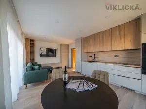 Prodej bytu 2+kk, Zaječí, Hlavní, 60 m2