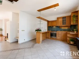 Prodej rodinného domu, Předklášteří, Uhrova, 226 m2