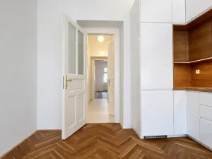 Pronájem bytu 3+kk, Praha - Vršovice, 28. pluku, 70 m2