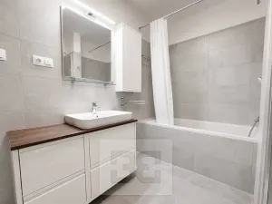 Pronájem bytu 3+kk, Brno, Střední, 90 m2