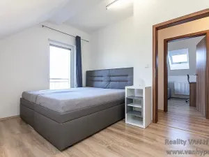 Prodej bytu 4+kk, Vysoký Újezd, U Vršku, 98 m2