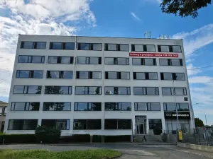 Pronájem kanceláře, Brno, Hněvkovského, 16 m2