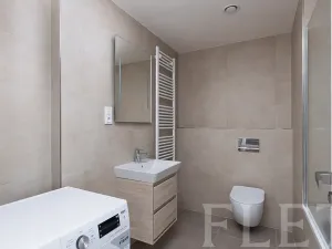 Pronájem bytu 1+kk, Praha - Hrdlořezy, V třešňovce, 36 m2