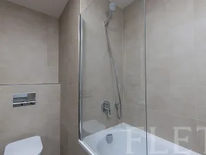 Pronájem bytu 1+kk, Praha - Hrdlořezy, V třešňovce, 36 m2