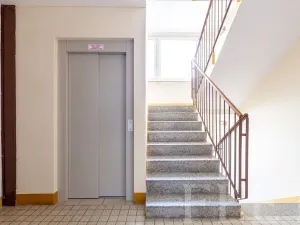 Pronájem bytu 1+1, Praha - Hlubočepy, Pražského, 32 m2
