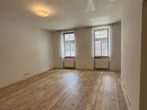 Pronájem bytu 1+kk, České Budějovice, Tylova, 39 m2