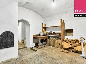 Prodej rodinného domu, Ostrov, 157 m2