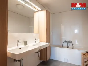 Pronájem bytu 5+kk, Hradec Králové, Velké náměstí, 112 m2