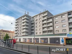 Pronájem bytu 3+1, Plzeň, Koterovská, 75 m2