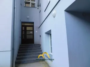 Pronájem bytu 2+kk, Praha - Michle, Adamovská, 42 m2