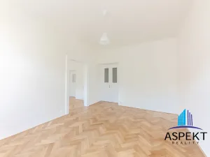 Pronájem bytu 2+1, Praha - Smíchov, Zborovská, 70 m2