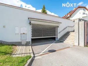 Prodej podílu garážového stání, Brno, Högrova, 11 m2