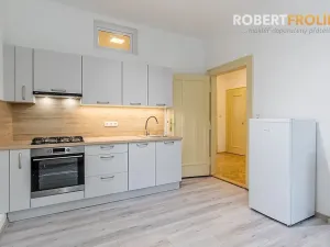 Pronájem bytu 2+1, Praha - Dejvice, Svatovítská, 75 m2