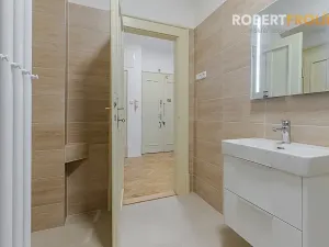 Pronájem bytu 2+1, Praha - Dejvice, Svatovítská, 75 m2