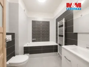 Prodej bytu 3+kk, Břežany II, 85 m2