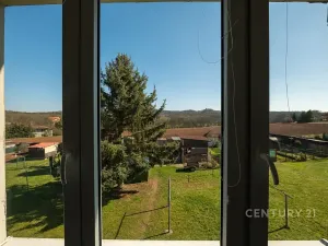 Prodej bytu 2+kk, Petrohrad, 62 m2