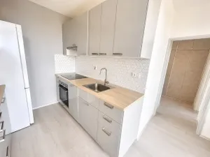 Pronájem bytu 2+kk, Praha - Střížkov, Šluknovská, 39 m2