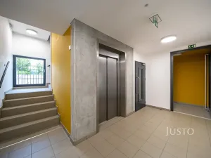 Pronájem bytu 2+kk, České Budějovice, Vrbenská, 50 m2