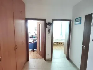 Pronájem bytu 2+kk, Praha - Kolovraty, K Říčanům, 49 m2