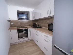 Prodej rodinného domu, Bulhary, 281 m2