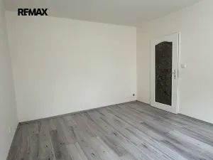 Pronájem bytu 1+1, Kladno, Sokolovská, 32 m2