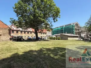 Prodej rodinného domu, Praha - Záběhlice, K prádelně, 950 m2