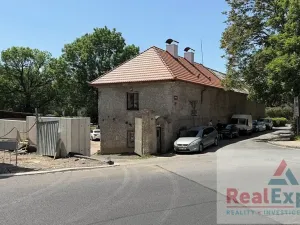 Prodej rodinného domu, Praha - Záběhlice, K prádelně, 950 m2