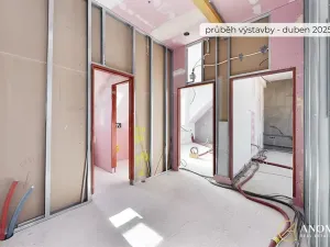Pronájem ordinace, Praha - Vinoř, Mladoboleslavská, 305 m2