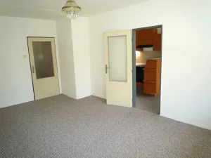Pronájem bytu 1+1, Praha - Modřany, Krouzova, 44 m2
