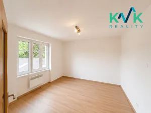 Pronájem bytu 3+1, Karlovy Vary, Dalovická, 64 m2