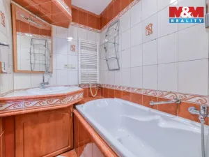Prodej bytu 3+1, Tři Sekery, 96 m2