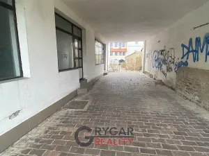 Prodej obchodního prostoru, Kolín, Kouřimská, 1055 m2