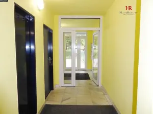 Pronájem bytu 2+kk, Praha - Petrovice, Morseova, 45 m2