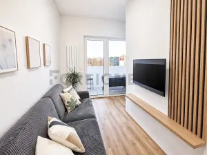 Pronájem bytu 1+kk, Brno, Komárovská, 34 m2