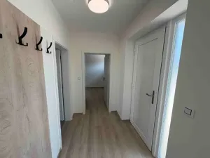 Pronájem rodinného domu, Nový Šaldorf-Sedlešovice, 190 m2