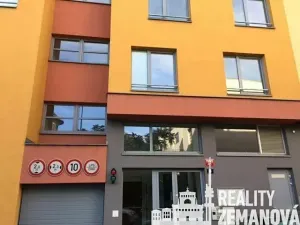 Pronájem bytu 1+kk, Praha - Michle, Hanusova, 30 m2