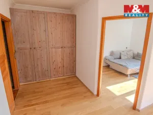 Pronájem bytu 2+kk, Praha, Názovská, 50 m2