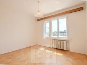 Prodej bytu 3+1, Praha - Vinohrady, Písecká, 79 m2