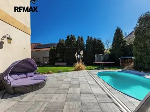 Prodej činžovního domu, Černuc, 330 m2