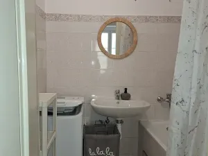 Pronájem bytu 2+kk, Praha - Dejvice, Koulova, 44 m2