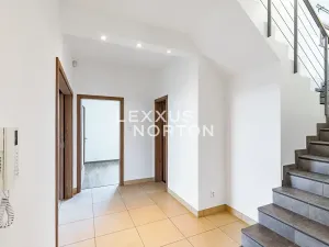Pronájem rodinného domu, Horoměřice, Rabochova, 255 m2