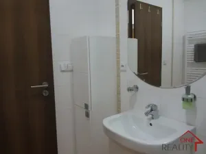 Pronájem bytu 2+kk, Zlín, Zelinova, 52 m2