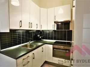 Pronájem bytu 2+kk, Praha - Vinohrady, Radhošťská, 45 m2