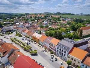 Prodej bytu 3+kk, Bystřice nad Pernštejnem, Masarykovo náměstí, 82 m2