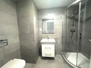 Pronájem bytu 1+kk, Praha - Vysočany, Poděbradská, 32 m2