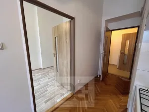 Pronájem bytu 2+kk, Praha - Žižkov, Hartigova, 38 m2