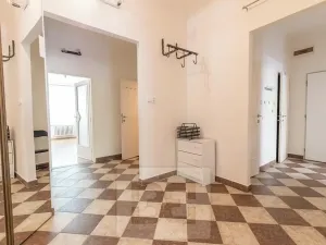 Pronájem bytu 2+1, Praha - Žižkov, Hartigova, 80 m2
