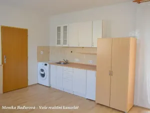 Prodej bytu 1+kk, Fryšták, Holešovská, 26 m2